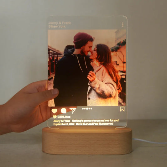 Lampe LED personnalisée en style 3D avec photo entre couples, enfants, amis et famille.
