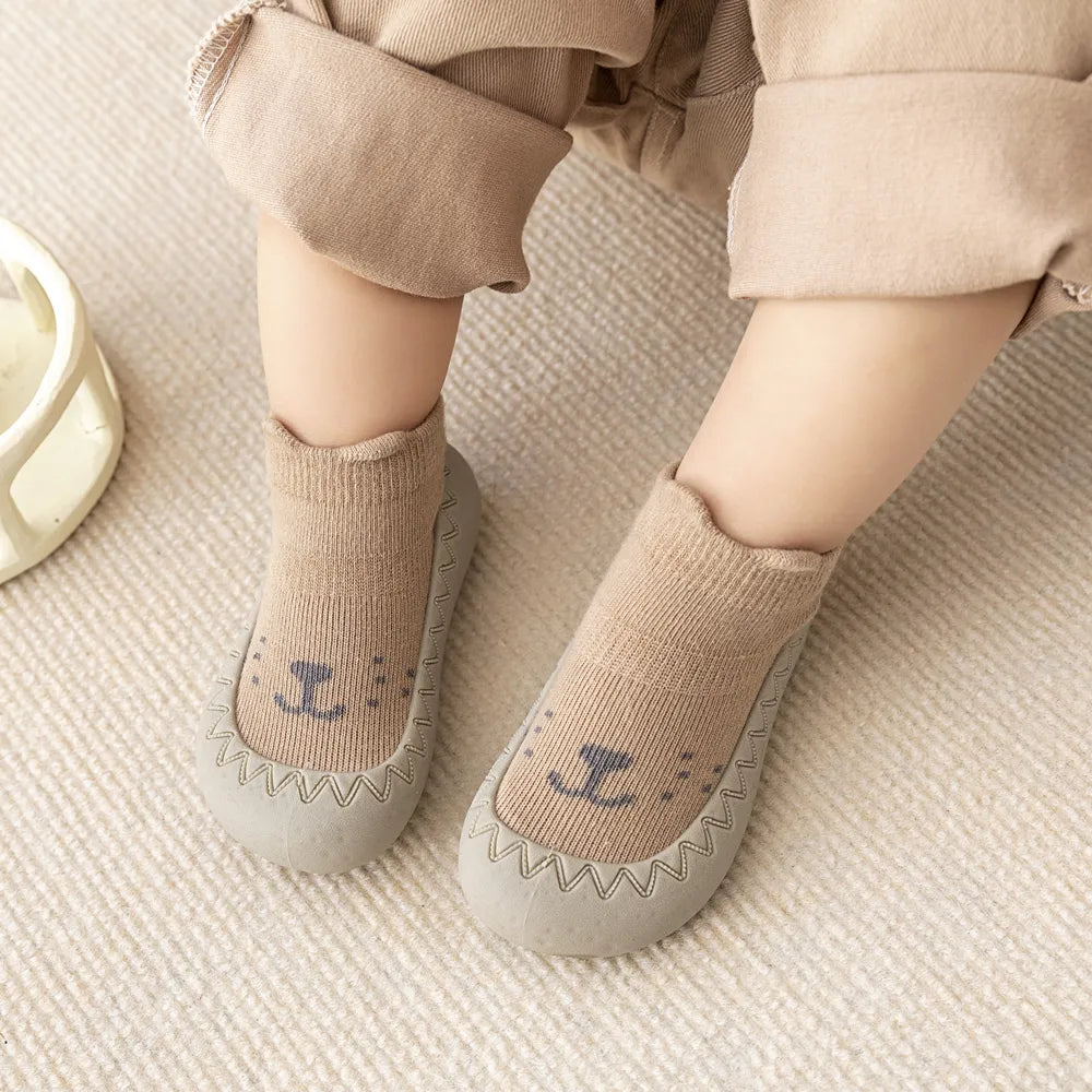 Chaussons enfant en bas âge, semelle en caoutchouc souple et confortable